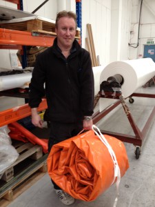 Charlie lifts up the emptied ecodam- this would fit in the back of a small car!